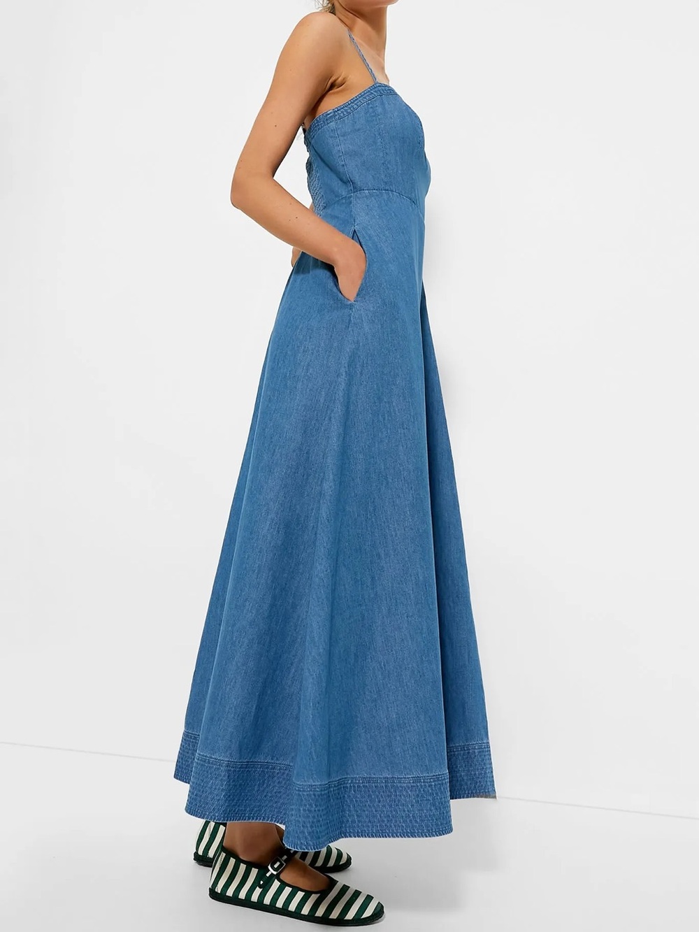 Tuckerneck | Chambray Rhea Maxi Dress - Picture 3 of 12